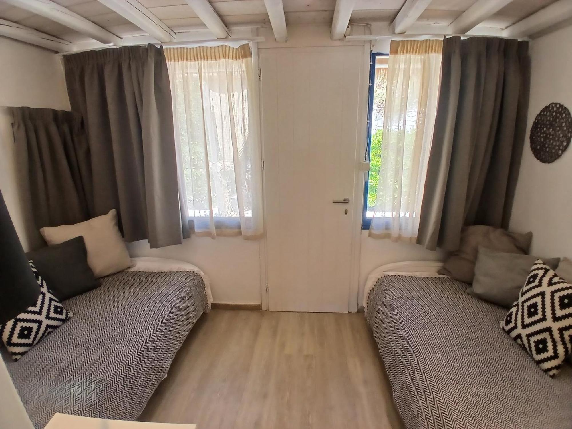 Sea Side Studios & Houses Kalo Livadi Room photo